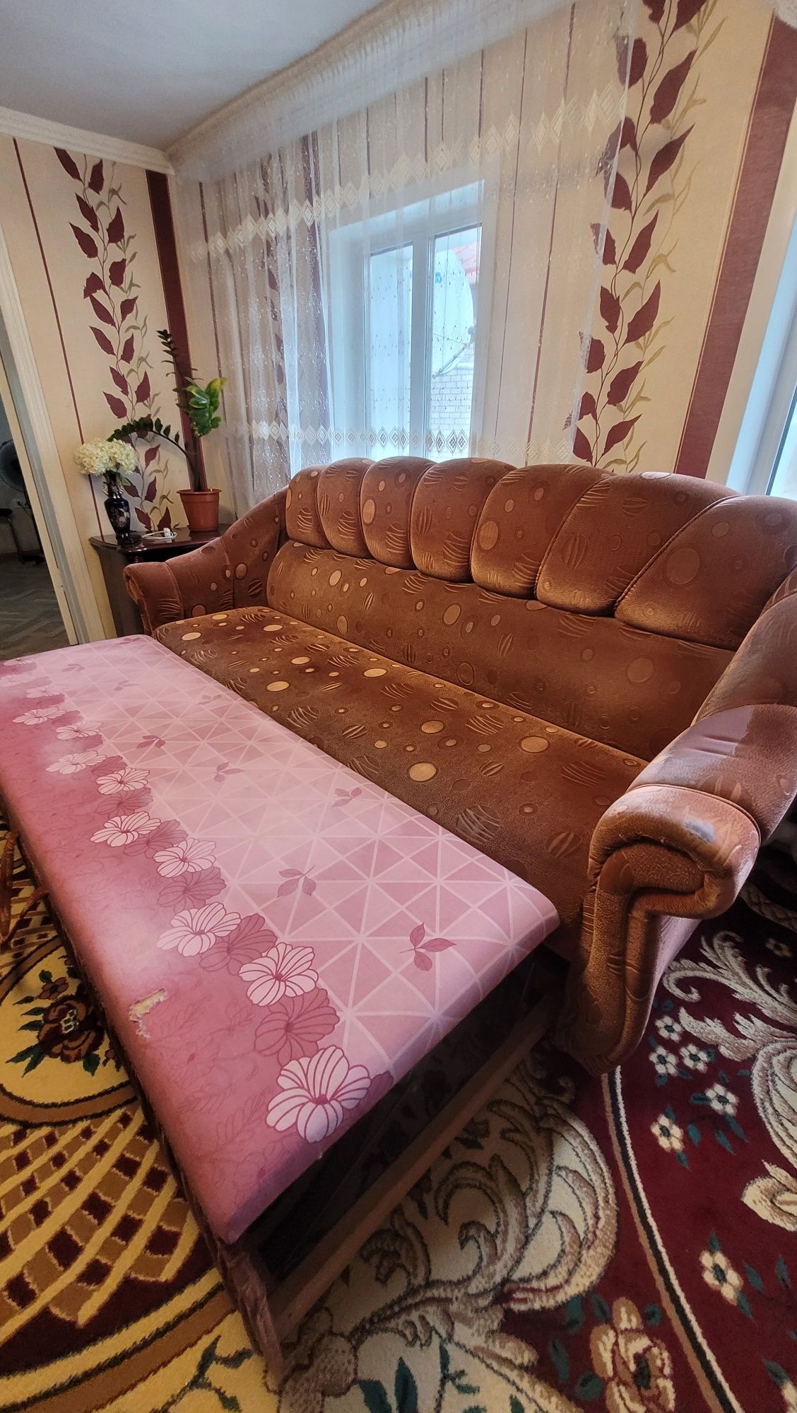 Диван + 2 кресла