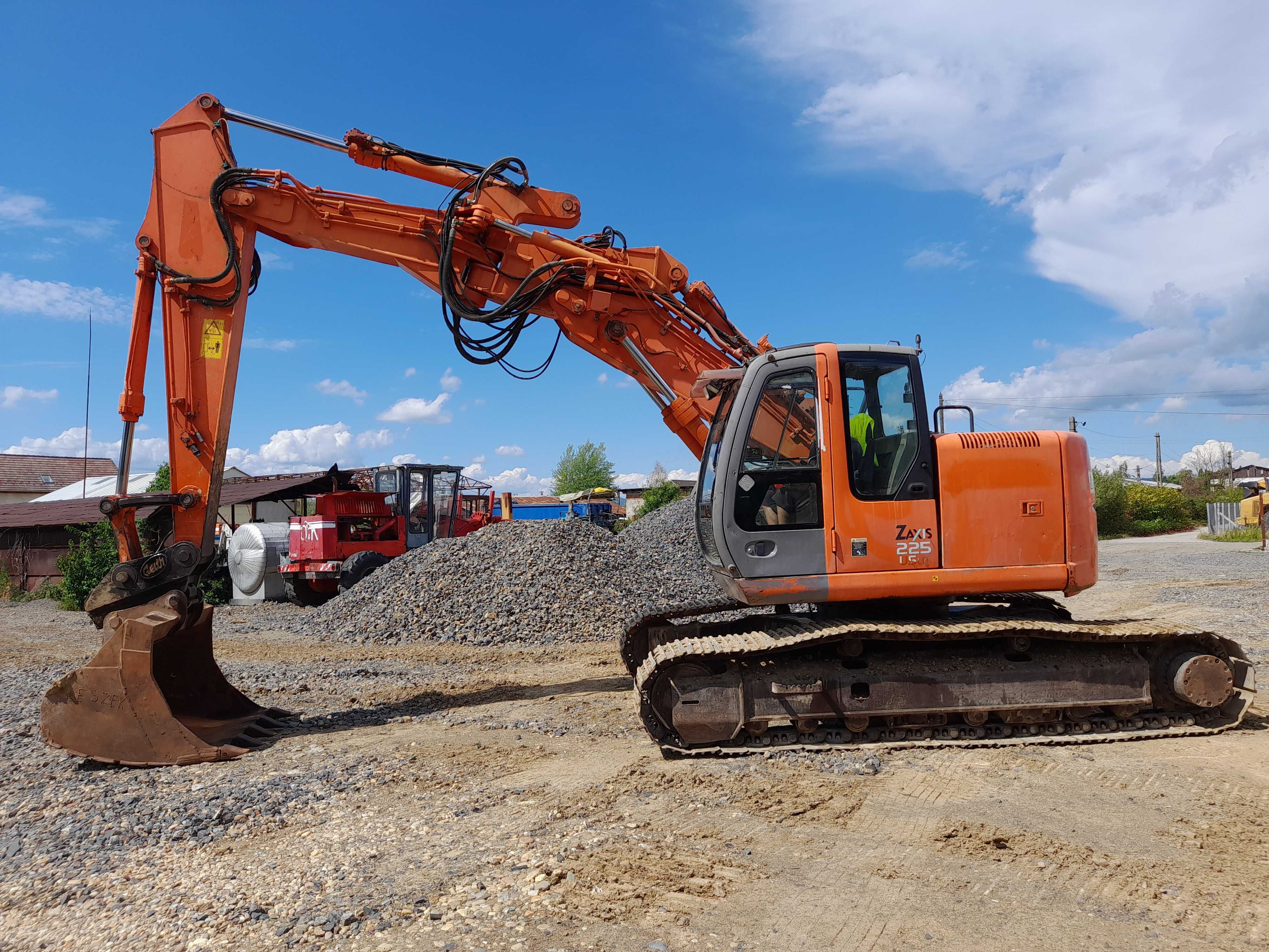 Excavator pe senile Hitachi ZX225 USLC , 2009