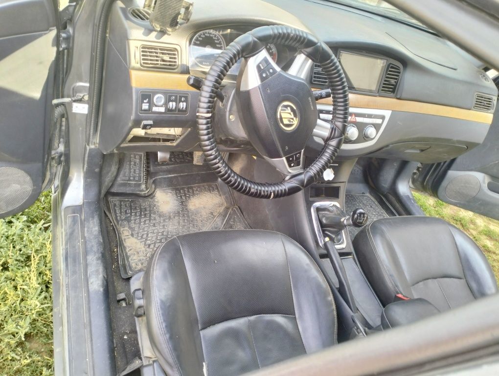 Lifan solono 2011