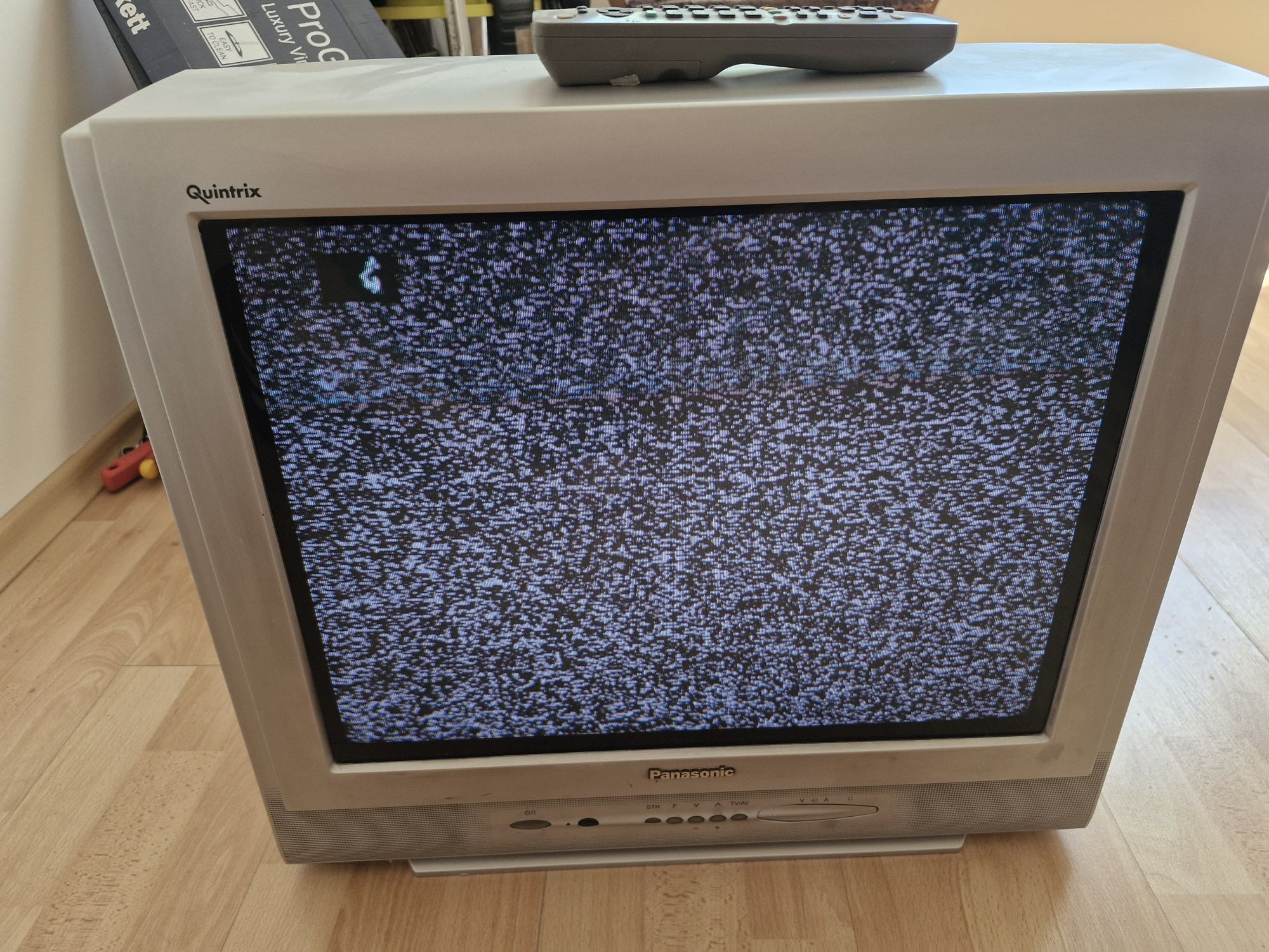 Телевизор Panasonic SCR 51 cm