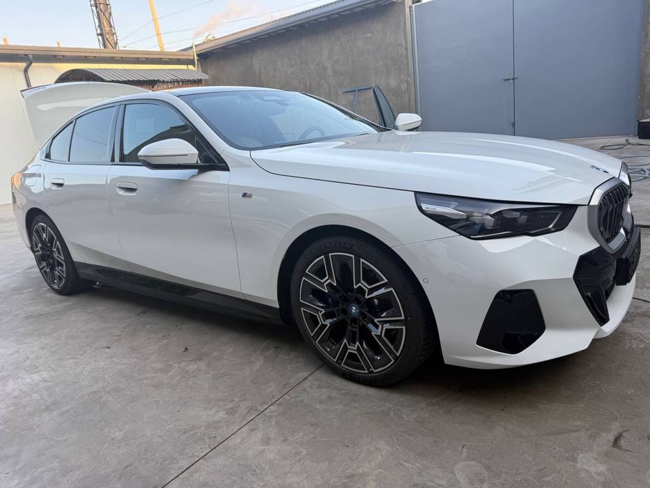 BMW 530e G60 Plug-in Hybrid — FULL комплектация | 2024/11 | Новый!