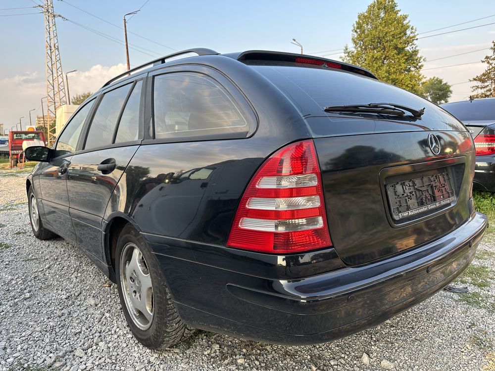 mercedes C 2.2 150 KS 2005  6 ск W203 facelift само на части