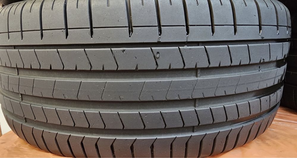 285 45 20 PIRELLI P-ZEEO PZ4