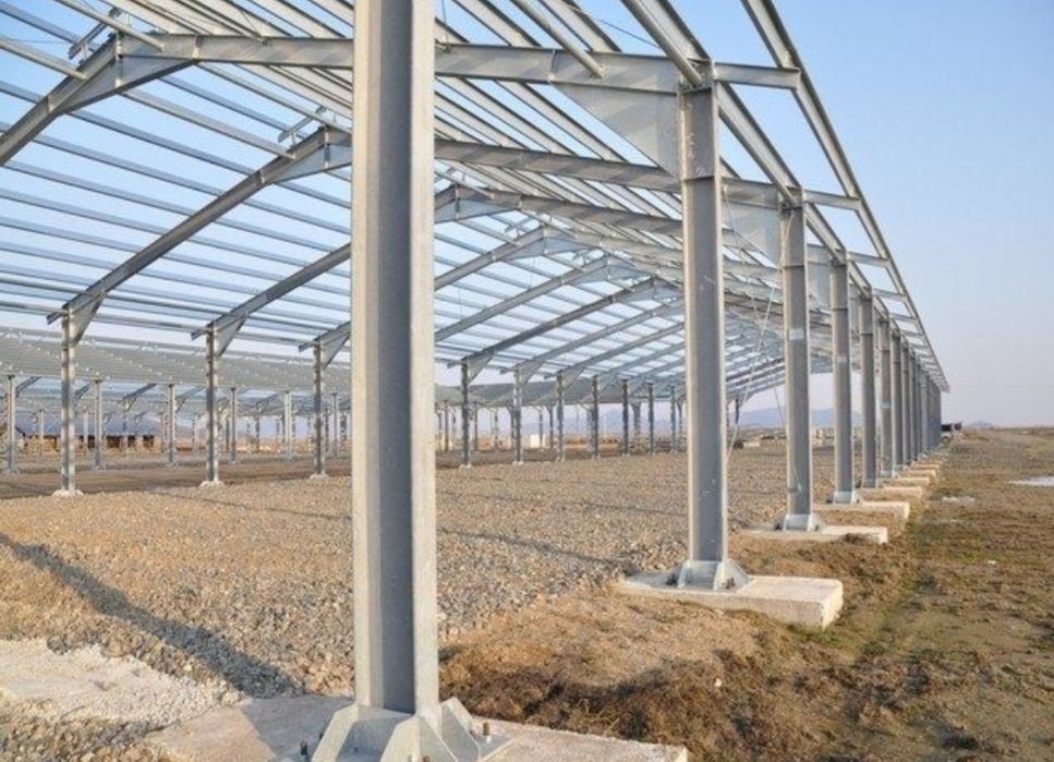 Vand structura metalica din profile cu teava pe acoperis