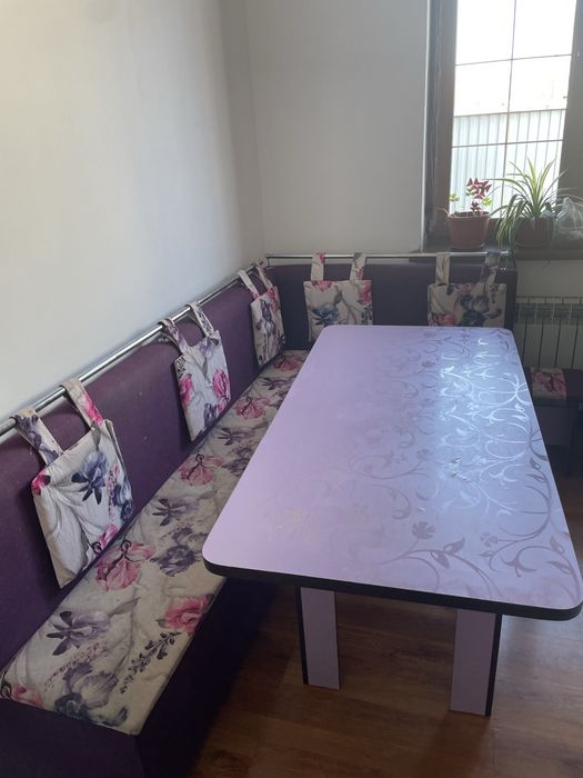 Продам стул и уголок