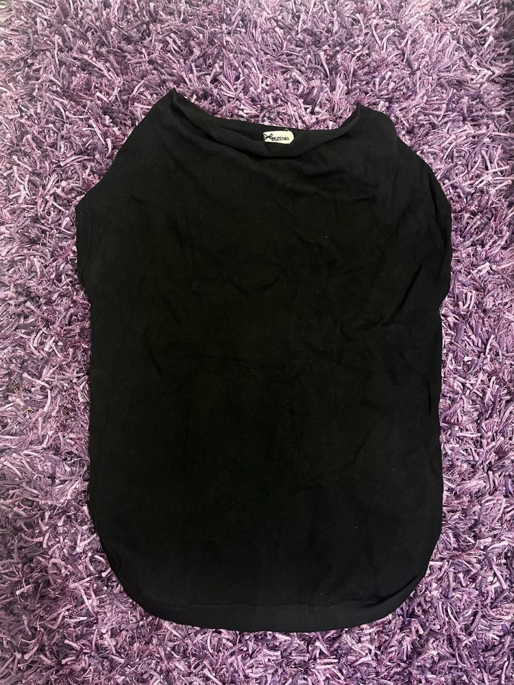 Vand tricou tip vesta
