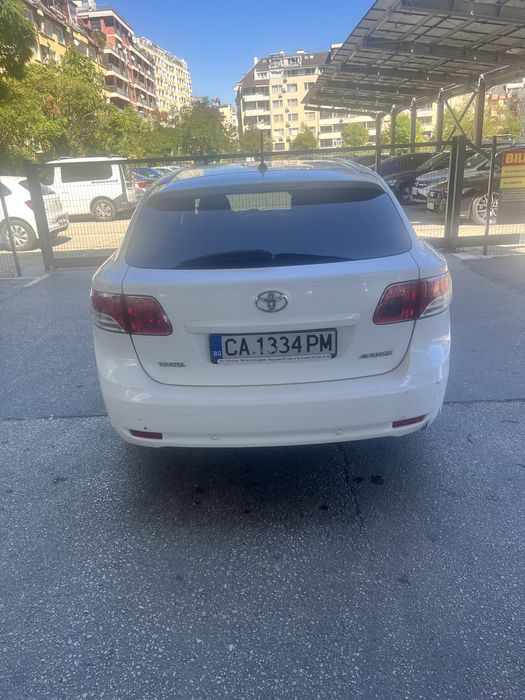 Toyota Avensis 2.2 D-4D, 2010 г. комби
