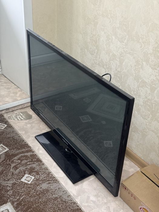 Продам телевизор Самсунг