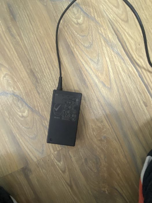 Vând volan logitech g29