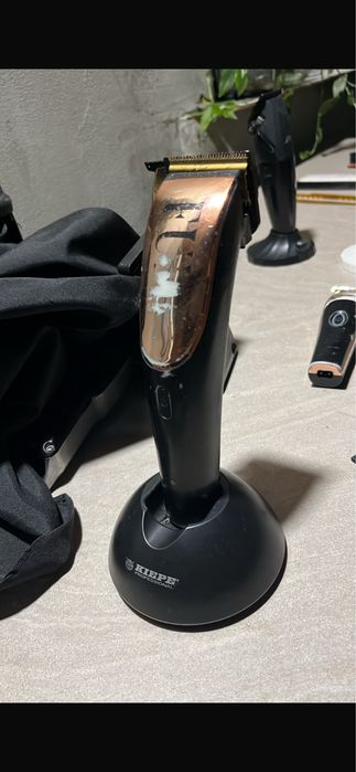 De vanzare masini de tuns profesionale whal si kiepe