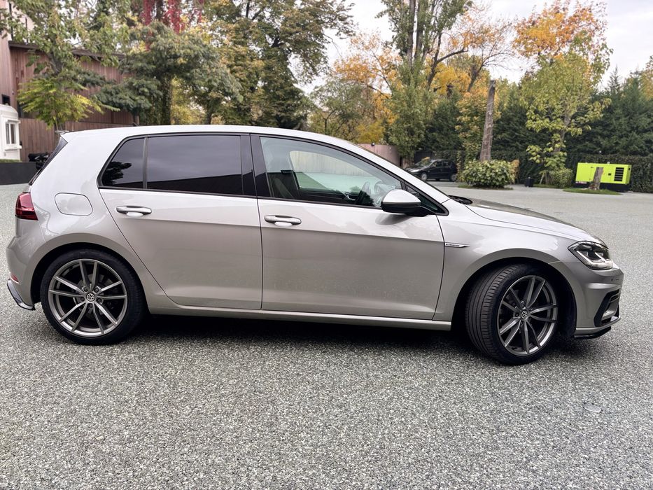Golf 7.5  2019 R-line design