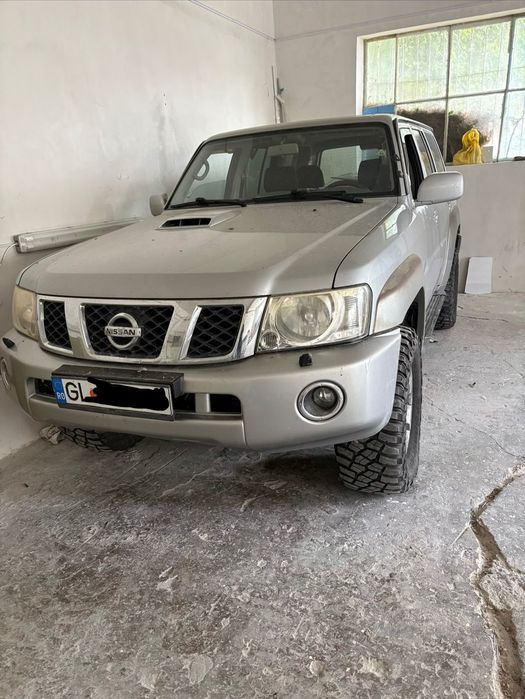 Nissan Patrol Nissan Patrol / autoutilitara