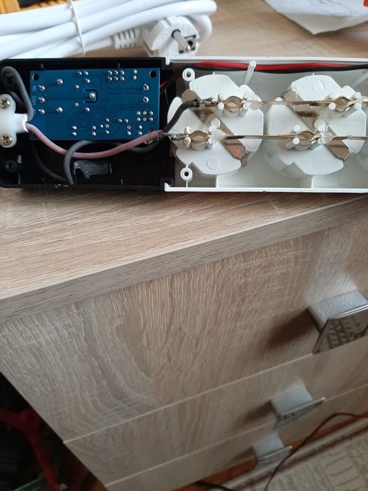 220v/10 amp.Solar socket(priza comandata solar)