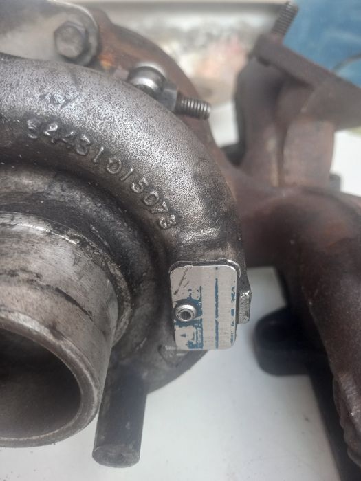 Turbina golf sau Lupo AXR