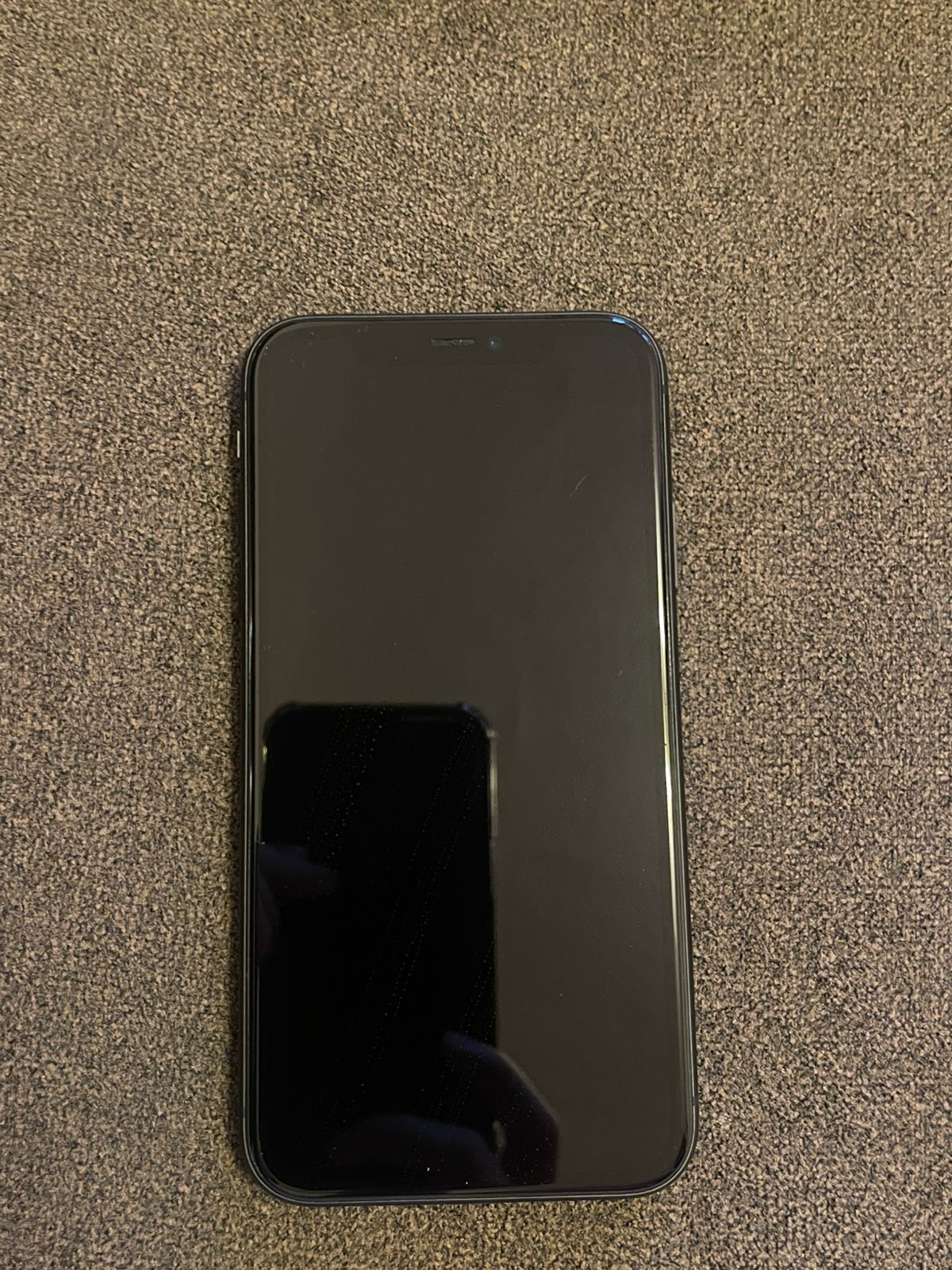 iPhone 11 64гб в отличном состоянии