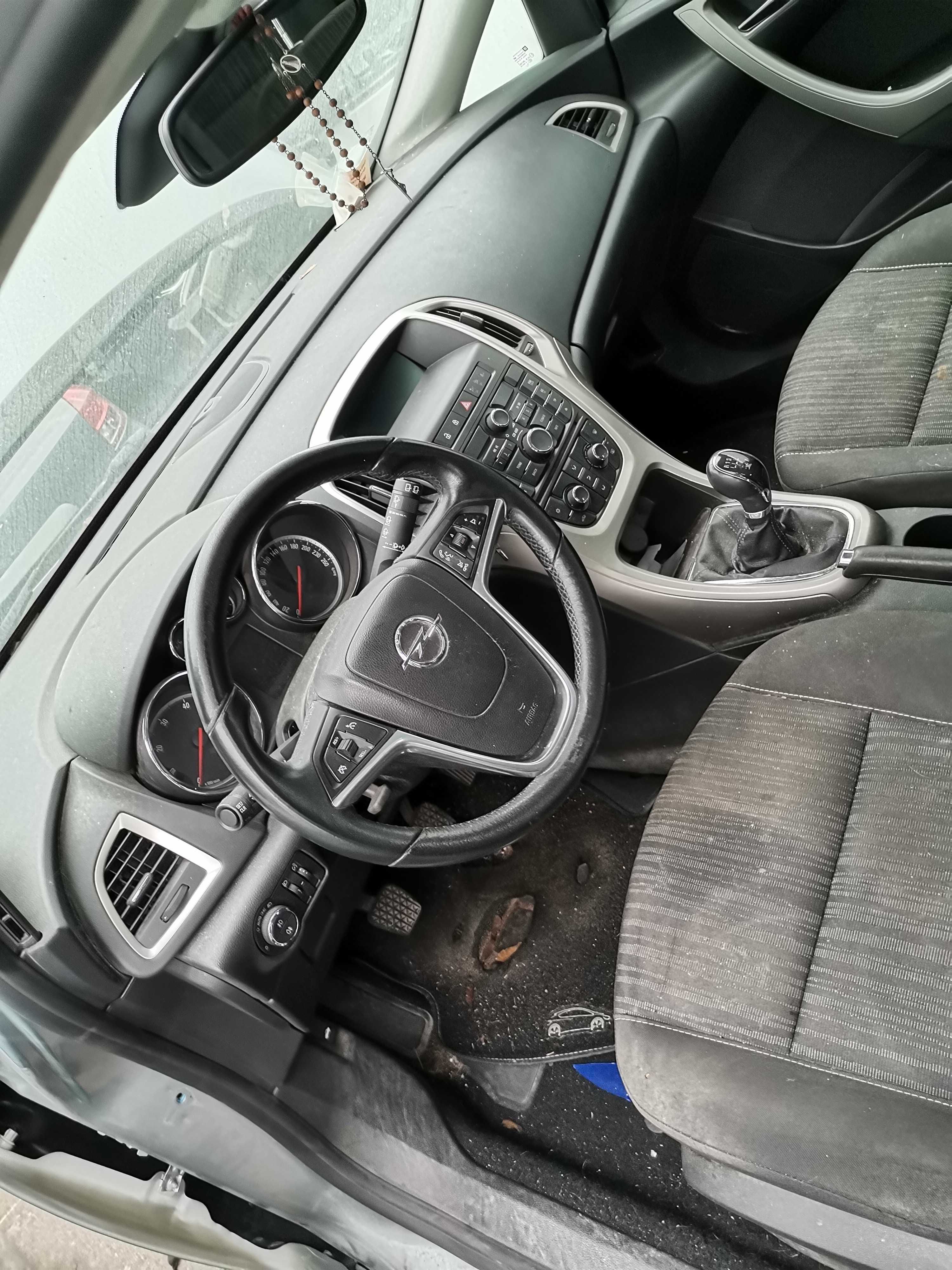 Предна дясна врата за Опел Астра J/Opel Astra J 2010-2014i