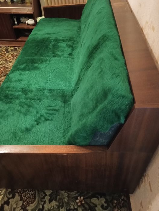 Диван с функция сън