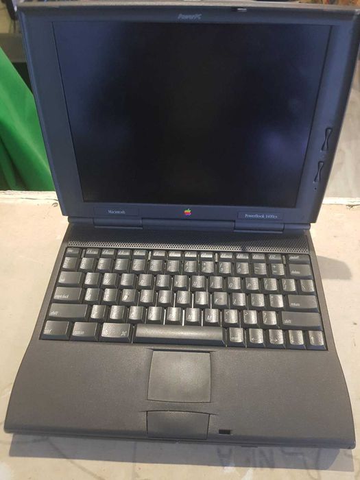 Лаптоп Apple Macintosh PowerBook 1400cs модел 1996 година