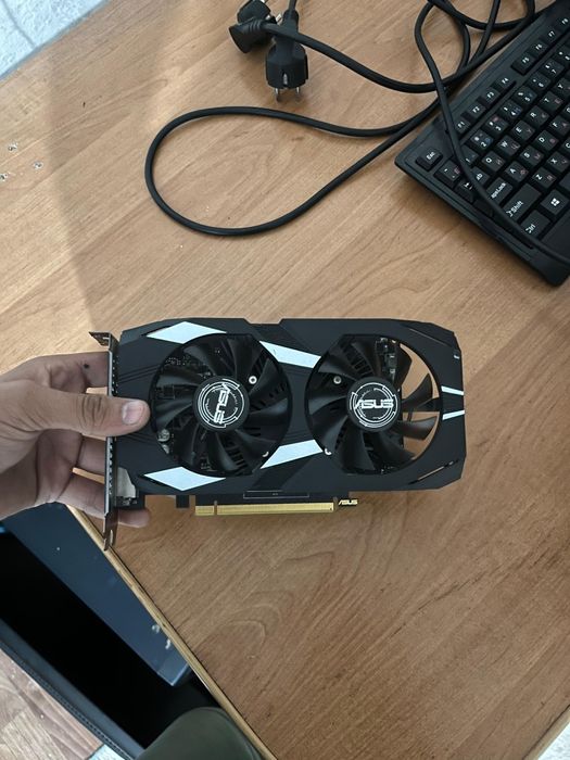 Продам  видеокарта Asus dual geforce gtx 1650