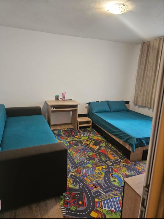 Garsoniera langa liceul Ecaterina