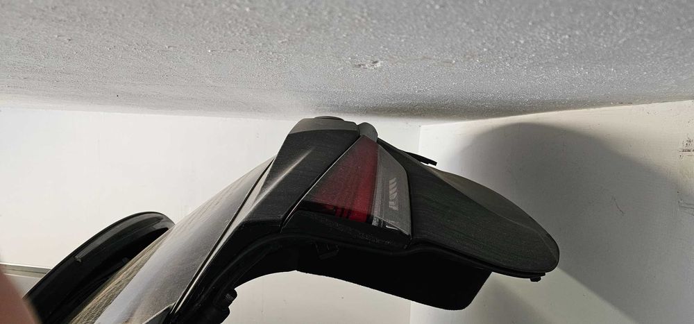 Под наем гараж, самостоятелен широк и удобен за голям СУВ , кв. Виница