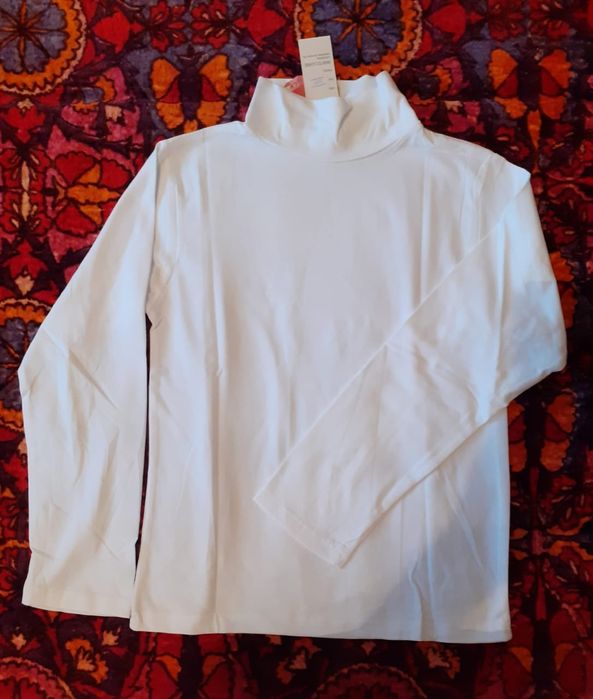 Продам водолазки по 1000 тенге