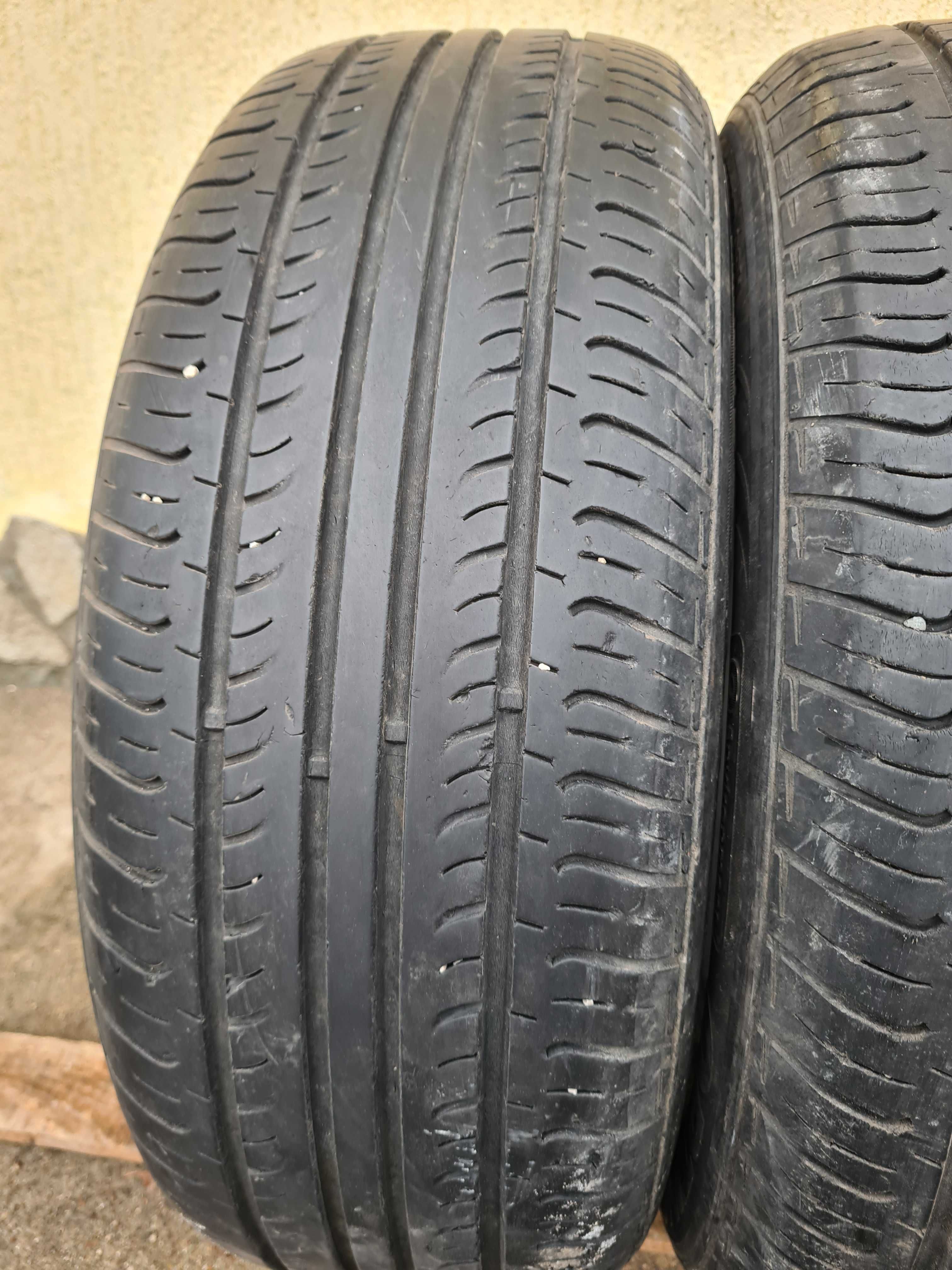 2 бр. летни гуми 225/60/17 Hankook 5,5 mm DOT 2312