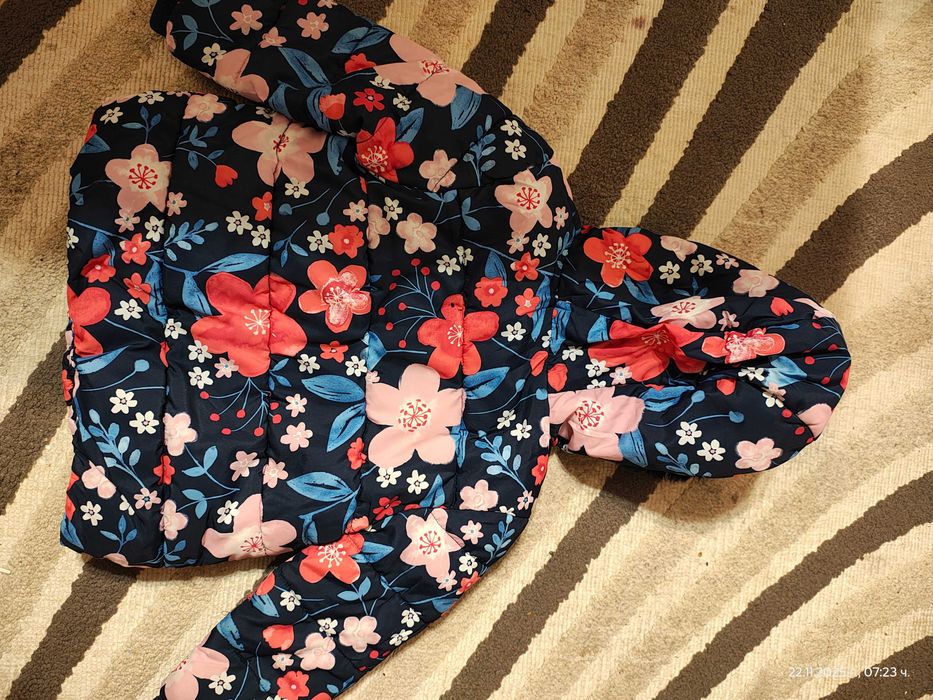 Детско яке за момиче 12-18 месеца.