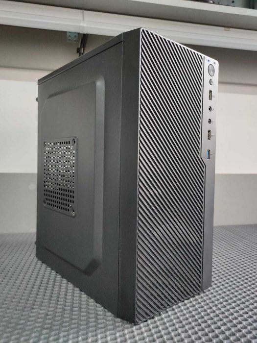 APEX T04 (i3-3210/8GB DDR3/256GB SSD/400W PS)