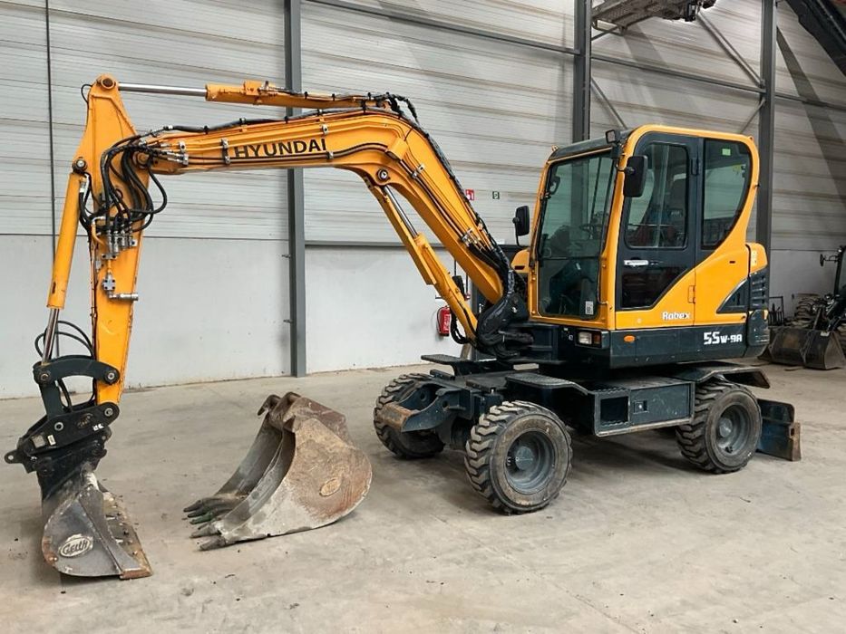 Услуги экскаватора (малютка) мини экскаватор