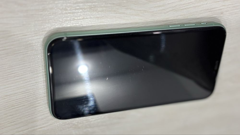 iPhone 11 de vanzare