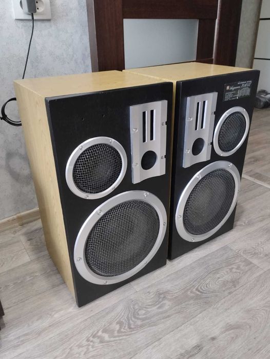 Акустические колонки Амфитон