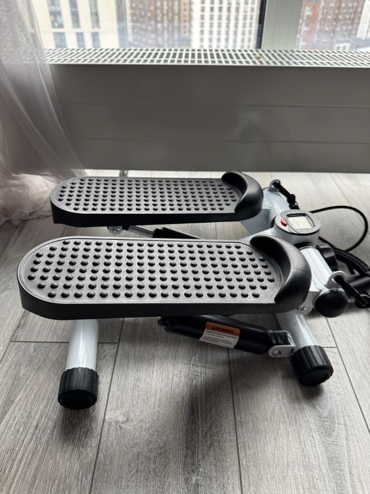 Степпер с эспандерами