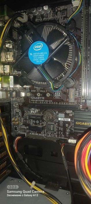 Продавам  настолен компютър сокет 1151