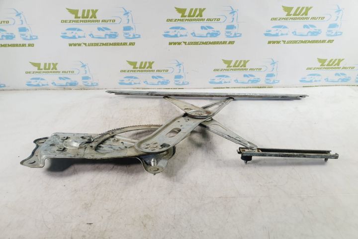 Macara geam stanga fata 966036-102 Renault Megane 3  [din 2008 pana  2014] seria
