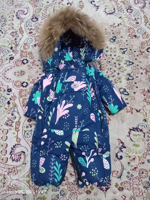 Продам детский зимний комбинезон 18 тыс т