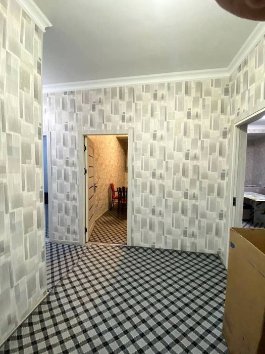 Yunusobod metro yonida