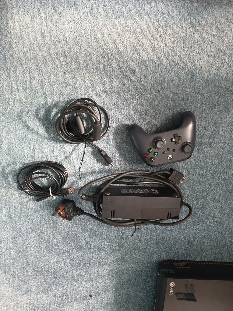 Конзола XBOX ONE