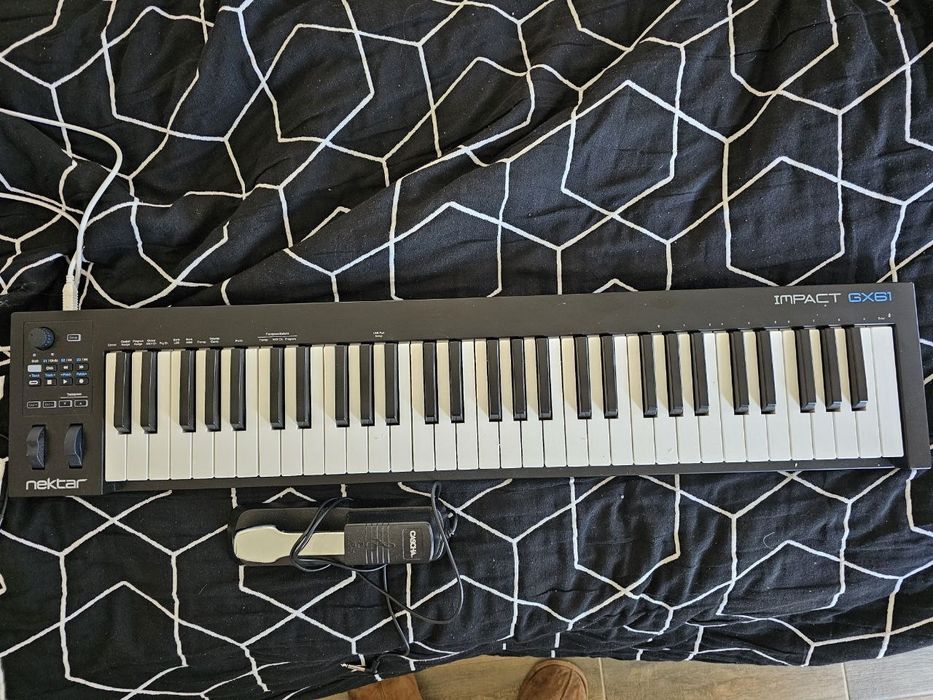 Midi клавиатура Nektar Impact GX61