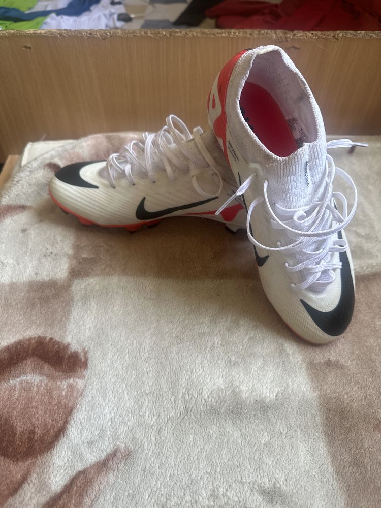 Бутси nike mercurial
