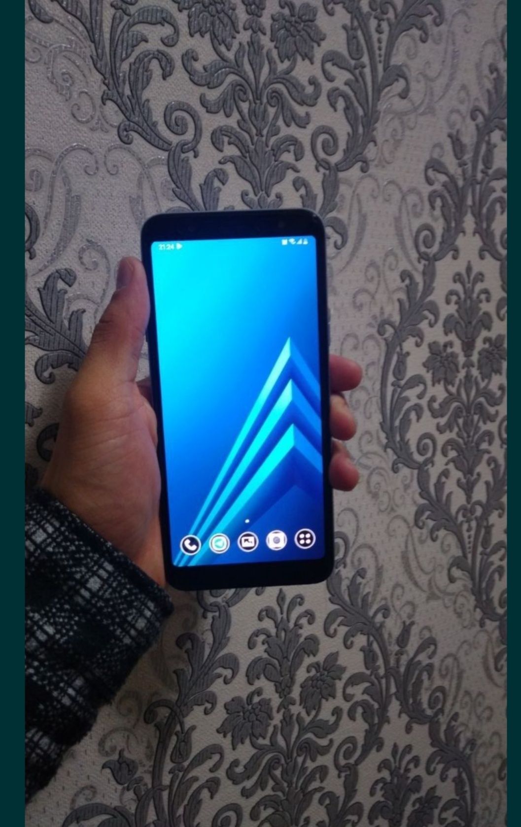 SAMSUNG Galaxy A6 plus