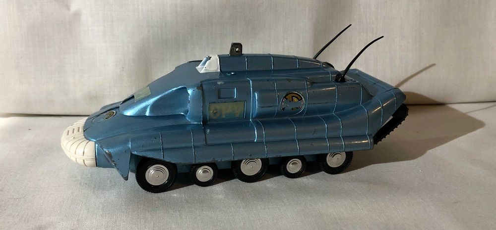 Macheta DINKY Spectrum Pursuit Vehicle SPV 104 Gerry Anderson 1960