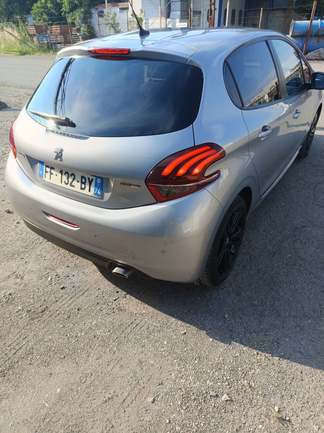 Пежо 208 Gt-line