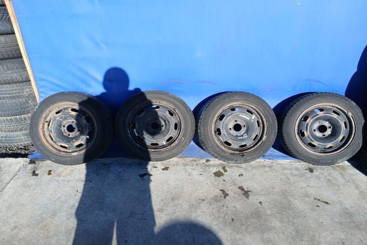 Jante tabla cu anvelope 15 - set 185/60 R15 PS515037 185/60 R15 PS515