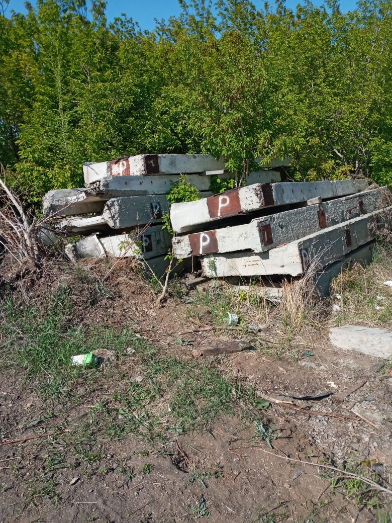 Продам прогоны 6м длина,высота 1,2