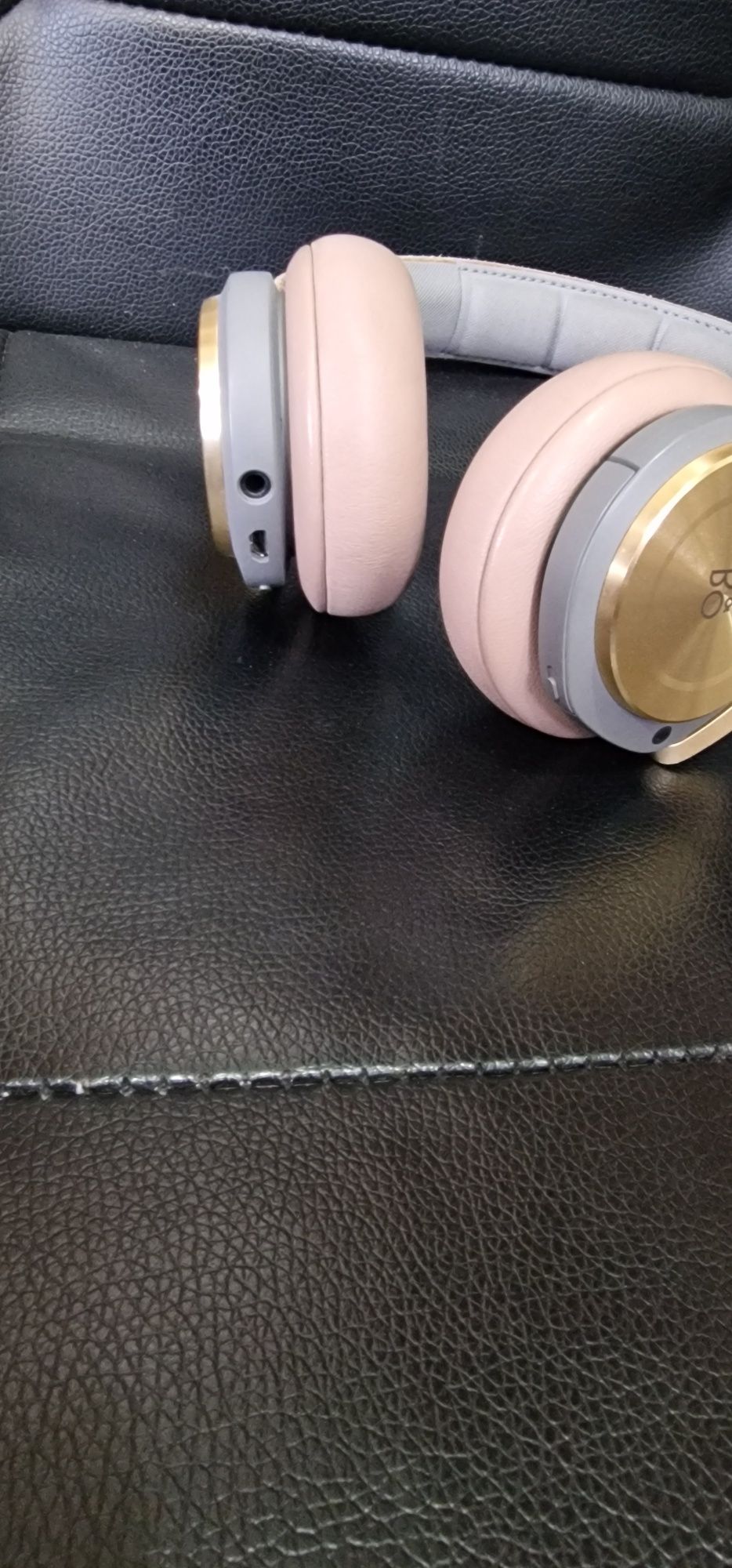 Слушалки Bang & Olufsen BeoPlay H8