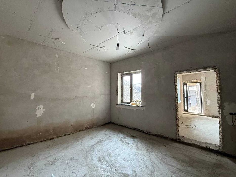 3,3 sotixli uchastka sotiladi.