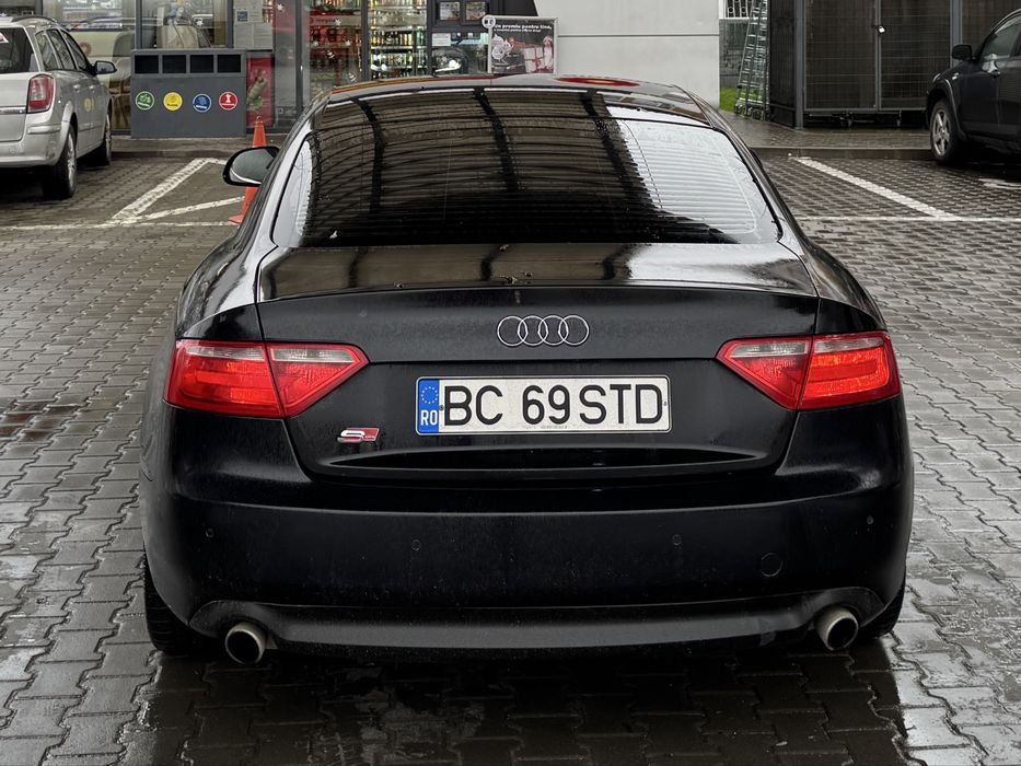 Audi A5 2.7 TDI S line 250cp 2009 Automat 8+1 Full Led jante 19