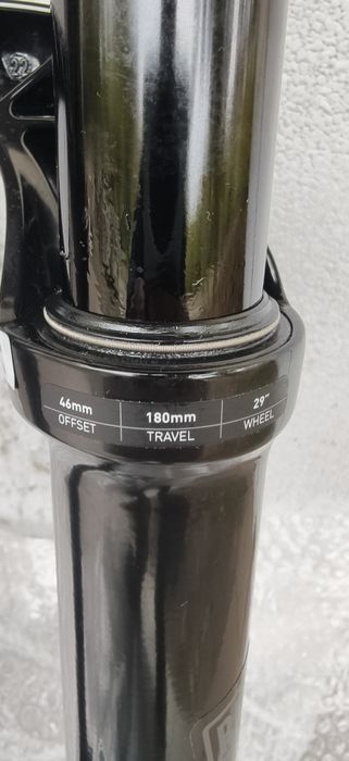 Вилка 29 Rock Shox Boxxer Select Charger RC 180mm 20x110 1-1/8"