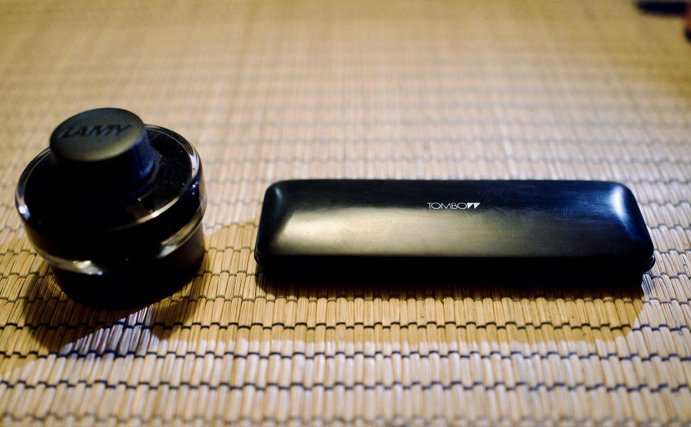 Продавам писалка Tombow Havanna Zoom 505 FP и мастилница Lamy